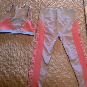 Fabletics seamless red & blue leggings/ bra. XL
